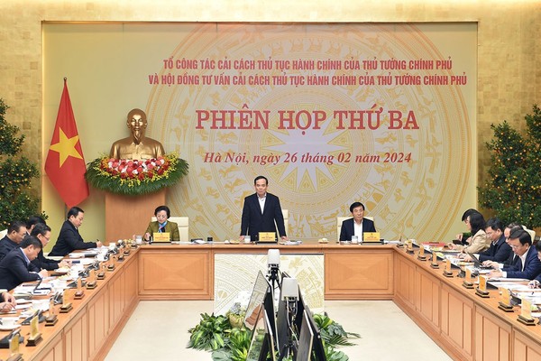 Phó Thủ tướng Trần Lưu Quang chủ trì Phiên họp thứ ba của Tổ công tác cải cách thủ tục hành chính của Thủ tướng Chính phủ. Ảnh: Hải Minh