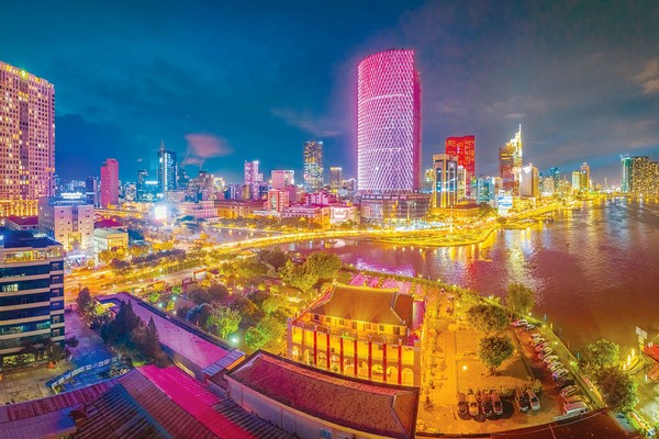 Việt Nam đứng thứ 35 trong TOP 40 nền kinh tế hàng đầu thế giới với quy mô kinh tế 435 tỷ USD. Ảnh: Đông Giang