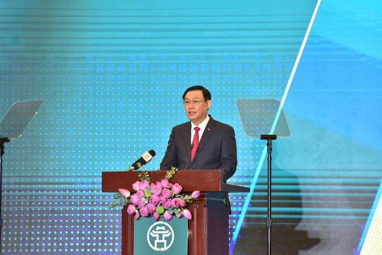 Bí thư Thành ủy Vương Đình Huệ phát biểu khai mạc Hội nghị