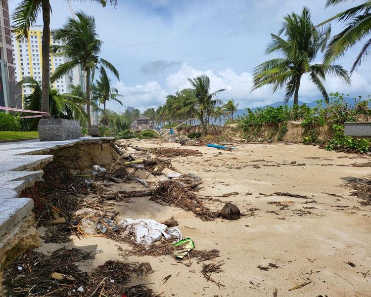 Đà Nẵng: Người tử vong, hạ tầng hư hại nghiêm trọng do mưa lũ
