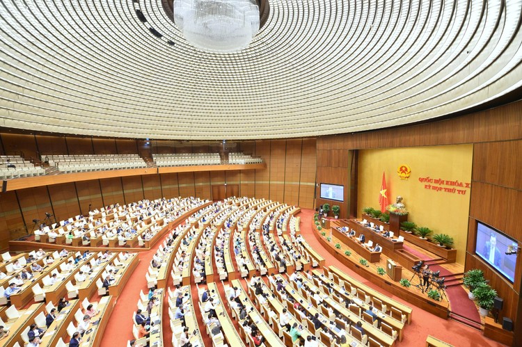 Quốc hội dành cả ngày để thảo luận ở hội trường về kế hoạch phát triển kinh tế - xã hội