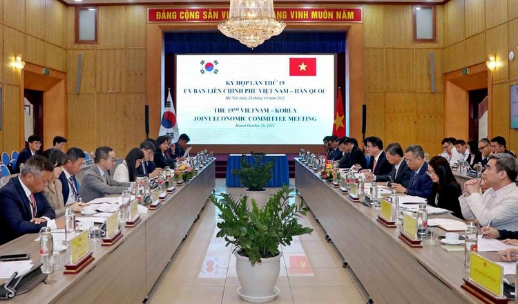 Toàn cảnh Kỳ họp Ủy ban liên Chính phủ về hợp tác kinh tế và khoa học kỹ thuật Việt Nam - Hàn Quốc lần thứ 19. Ảnh: Trương Gia