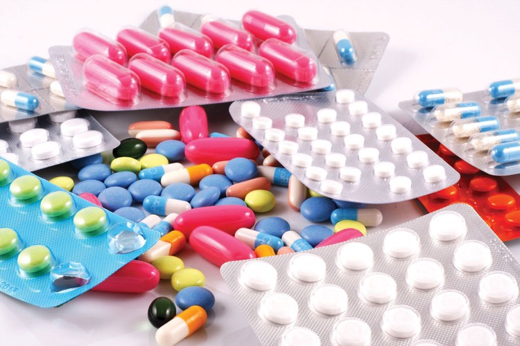 Có 126 loại thuốc mua tập trung tại Bình Định có giá trúng thầu cao hơn từ 10% trở lên so với giá trúng thầu tại các địa phương khác, trong đó có nhiều loại thuốc cao hơn 40%