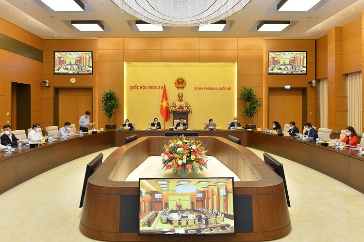 Chủ tịch Quốc hội Vương Đình Huệ làm việc với Văn phòng Quốc hội sáng ngày 18/10/2021 về công tác chuẩn bị Kỳ họp thứ Hai, Quốc hội Khóa XV - ảnh Thành Chung