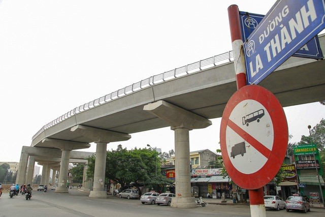  Đường sắt đô thị Nhổn - ga Hà Nội.
