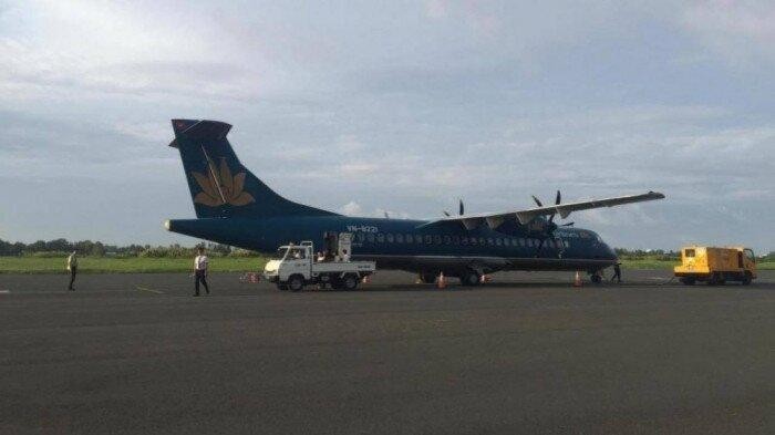 Cảng hàng không Cà Mau chỉ tiếp nhận các chặng bay đi, đến Cà Mau bằng tàu bay ATR-72