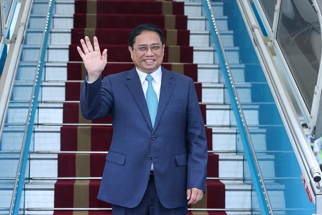 Thủ tướng Phạm Minh Chính lên đường dự Hội nghị Cấp cao ASEAN lần thứ 43 và các hội nghị cấp cao liên quan tại Jakarta, Indonesia. Ảnh: VGP