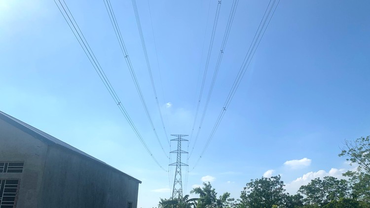 Dự án Đường dây 500 kV Tây Hà Nội - Thường Tín đã chậm tiến độ 16 tháng. Ảnh: EVNNPT
