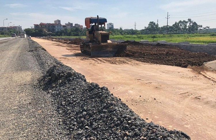 3 gói thầu xây lắp chính thuộc 3 dự án giao thông khởi công mới năm 2021 của tỉnh Gia Lai đang được mời thầu có tổng dự toán trên 422 tỷ đồng. Ảnh minh họa: Tiên Giang