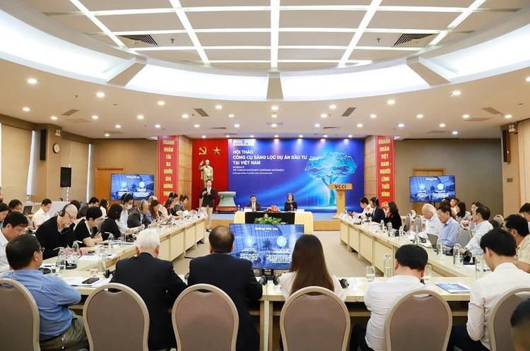 Toàn cảnh Hội thảo “Bộ công cụ sàng lọc các dự án đầu tư tại Việt Nam”