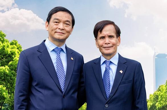Ông Lê Viết Hải (bên trái) và ông Nguyễn Công Phú 