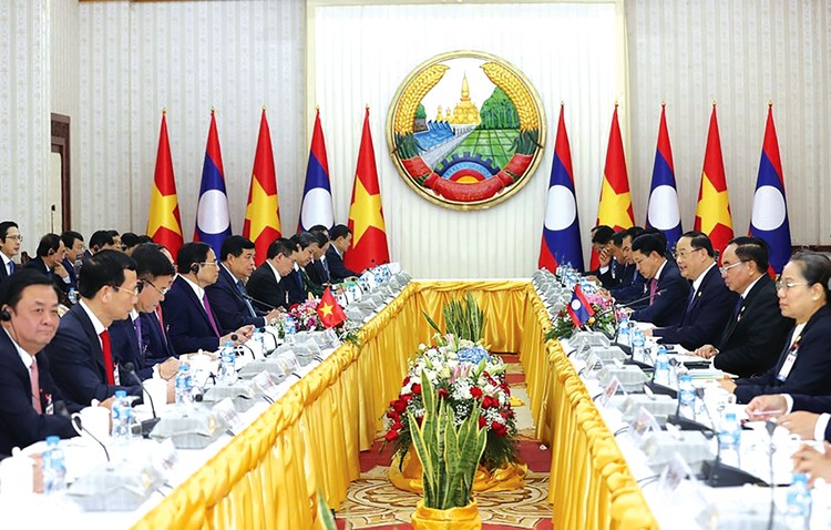 Thủ tướng Chính phủ Phạm Minh Chính hội đàm với Thủ tướng Lào Sonexay Siphandone. Ảnh: Dương Giang
