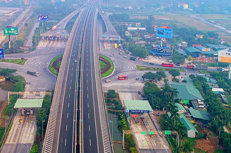 Gói thầu số 16 Bảo hiểm công trình thuộc Dự án nút giao Phú Thứ và tuyến đường kết nối tại Hà Nam có giá 8,397 tỷ đồng. Ảnh minh họa: NC st