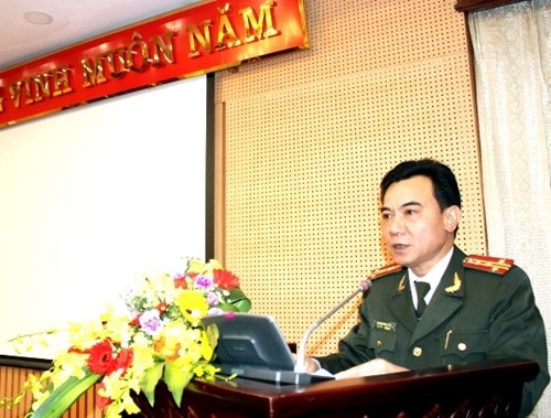 Phó Giám đốc Công an TP - Đại tá Nguyễn Anh Tuấn phát biểu nhận nhiệm vụ