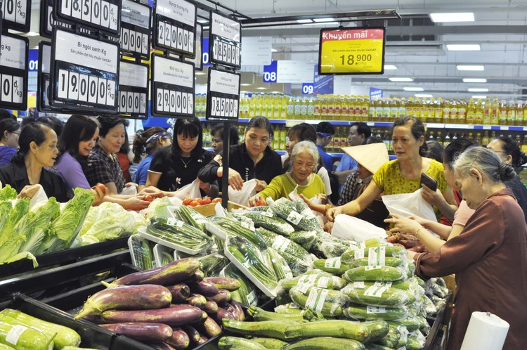 Siêu thị Co.opmart Việt Trì là điểm phân phối hàng bình ổn giá 