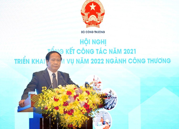 Phó Thủ tướng Chính phủ Lê Văn Thành phát biểu chỉ đạo tại Hội nghị Tổng kết công tác năm 2021, triển khai nhiệm vụ năm 2022 ngành Công Thương (ảnh: MK)