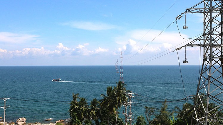 Kiên Giang hoàn thành dự án cấp điện cho xã đảo Lại Sơn