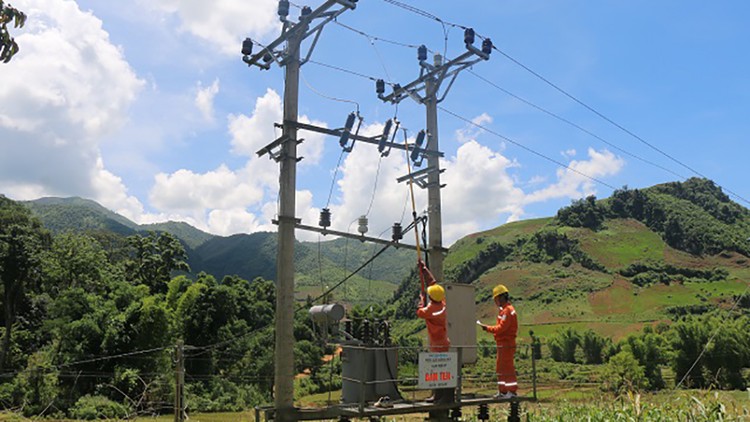 Khởi động dự án cung cấp điện 378 tỷ đồng tại Sơn La