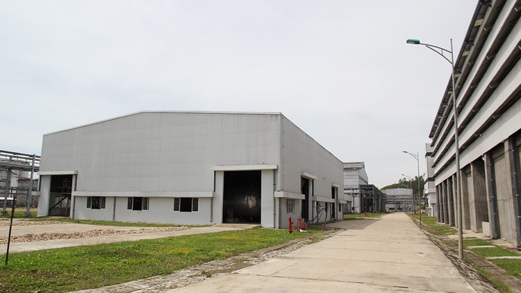 Nhà máy Nhiên liệu sinh học Bio-Ethanol Dung Quất là một trong các nhà máy thua lỗ phải xử lý. Ảnh: Tường Lâm