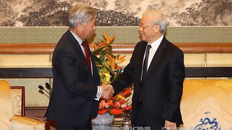 Tổng Bí thư Nguyễn Phú Trọng và Chủ tịch Ngân hàng AIIB Kim Lập Quần