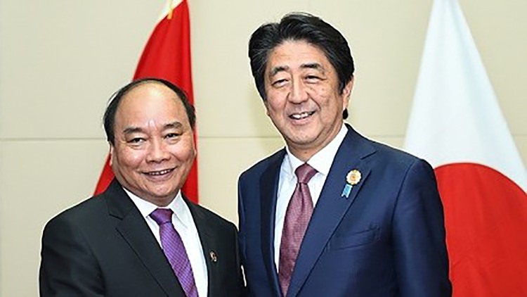Thủ tướng Nguyễn Xuân Phúc và Thủ tướng Nhật Bản Shinzo Abe.
