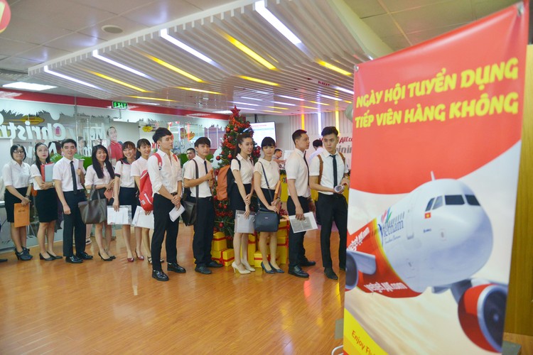 Hãng hàng không Vietjet tổ chức tuyển dụng Tiếp viên hàng không trên toàn quốc