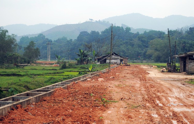 Đấu giá quyền sử dụng đất ở tại huyện Hương Sơn, Hà Tĩnh