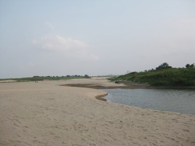 Hà Nội: Duyệt giá đất với dự án khai thác mỏ cát tại bãi nổi sông Hồng