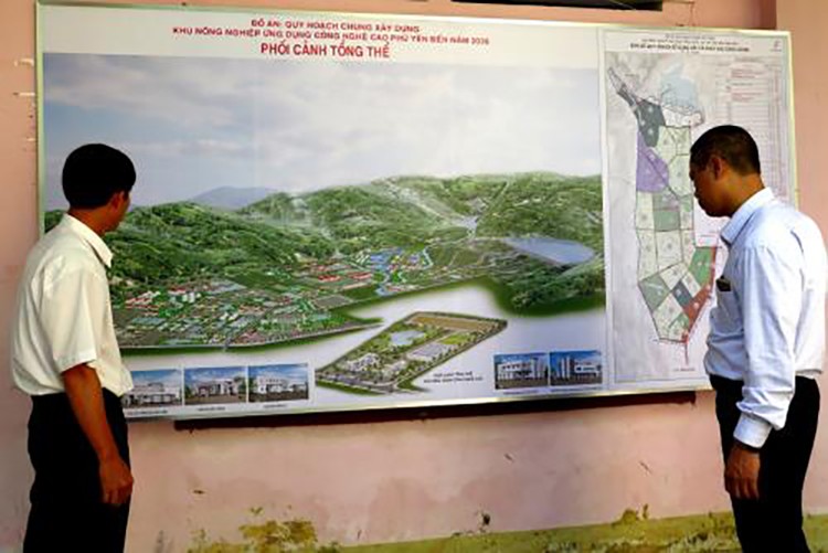 Công bố tổng thể phối cảnh quy hoạch Khu Nông nghiệp ứng dụng công nghệ cao Phú Yên. Ảnh: TTXVN.