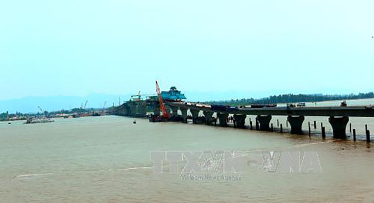 Dự án đường ô tô Tân Vũ – Lạch Huyện (Hải Phòng) dự kiến hoàn thành vào tháng 5/2017. Ảnh: TTXVN