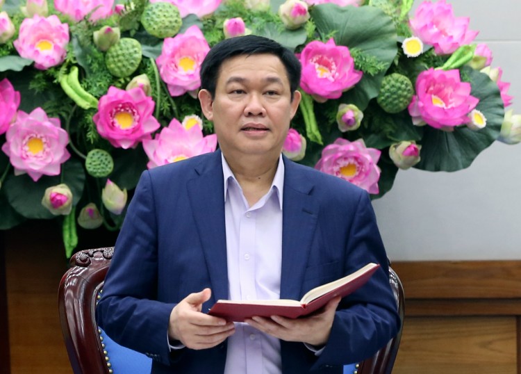 Phó Thủ tướng Vương Đình Huệ phát biểu tại phiên họp. Ảnh VGP