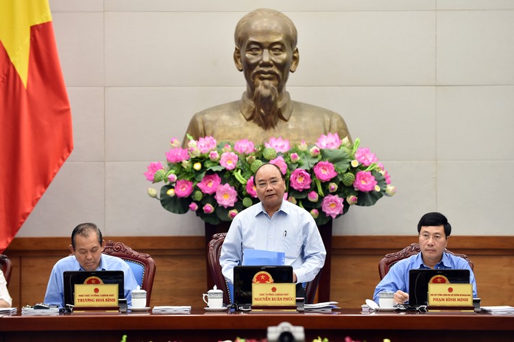 Thủ tướng Nguyễn Xuân Phúc chủ trì phiên họp Chính phủ chuyên đề xây dựng pháp luật.