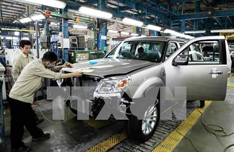 Việt Nam tiếp tục đặt mục tiêu phát triển ngành công nghiệp ô tô thành ngành công nghiệp quan trọng Ảnh minh họa: TTXVN.