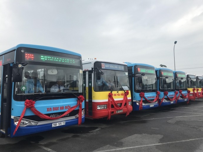 Tổng công ty Vận tải Hà Nội khai trương 2 tuyến buýt mới đến các huyện ngoại thành