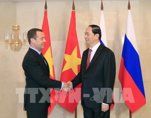 Tiếp tục chuyến thăm chính thức Liên bang Nga, sáng 29/6/2017, tại Thủ đô Moskva, Chủ tịch nước Trần Đại Quang hội kiến Thủ tướng Chính phủ Liên Nga D. Medvedev. Ảnh: Nhan Sáng-TTXVN