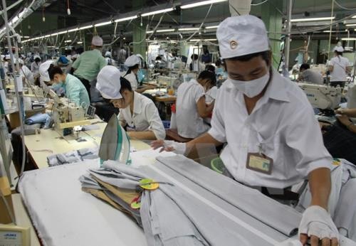 Dệt may là một trong những mặt hàng xuất khẩu có thế mạn của Việt Nam. Ảnh: TTXVN