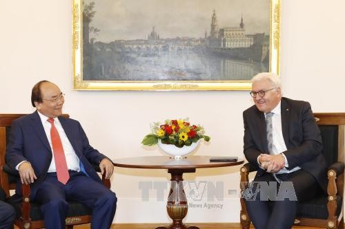 Thủ tướng Nguyễn Xuân Phúc hội kiến Tổng thống CHLB Đức Frank Walter Steinmeier. Ảnh: TTXVN