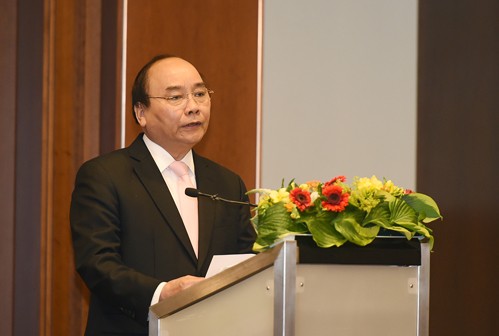
Thủ tướng phát biểu tại Diễn đàn Doanh nghiệp Việt-Đức. Ảnh: VGP