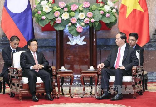 Chủ tịch nước Trần Đại Quang tiếp Ủy viên Bộ Chính trị, Thường trực Ban Bí thư, Phó Chủ tịch nước CHDCND Lào Phankham Viphavanh đang ở thăm Việt Nam. Ảnh: TTXVN