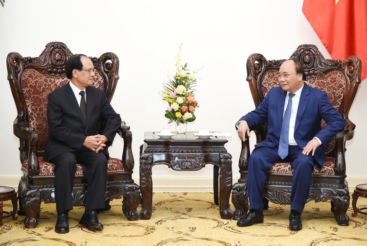 Thủ tướng Nguyễn Xuân Phúc tiếp Tổng Thư ký ASEAN Lê Lương Minh. Ảnh: VGP
