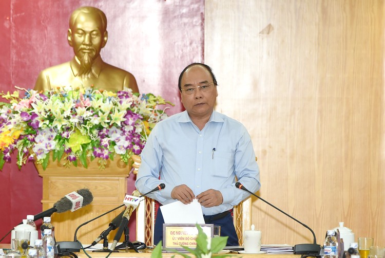 Thủ tướng Nguyễn Xuân Phúc phát biểu chỉ đạo tại cuộc làm việc với Công ty TNHH Formosa Hưng Nghiệp Hà Tĩnh (FHS). Ảnh: VGP