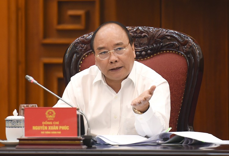Thủ tướng Nguyễn Xuân Phúc phát biểu kết luận cuộc họp. Ảnh: VGP