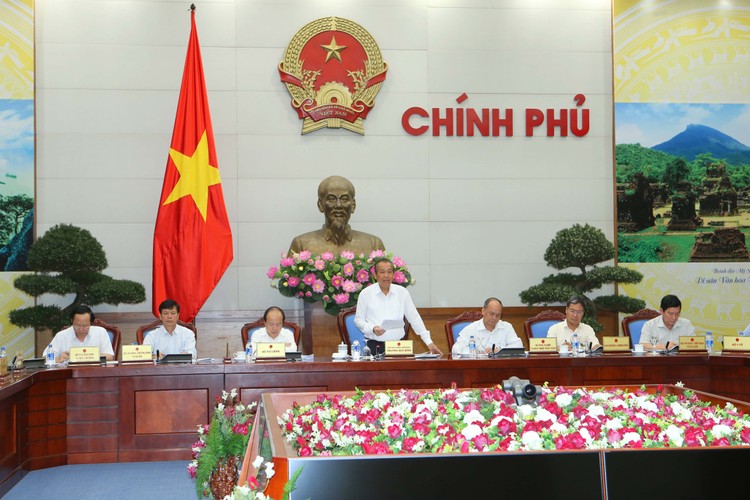 Phó Thủ tướng Thường trực Chính phủ Trương Hoà Bình phát biểu chỉ đạo tại Phiên họp. Ảnh: VGP