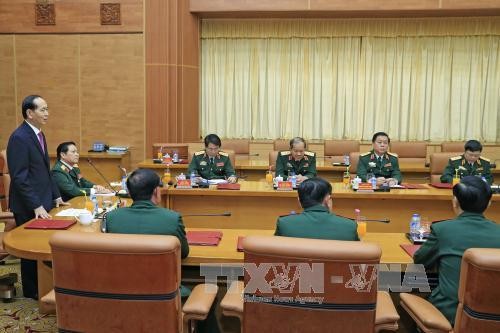 Chủ tịch nước Trần Đại Quang làm việc với Lãnh đạo Bộ Quốc phòng. Ảnh: TTXVN
