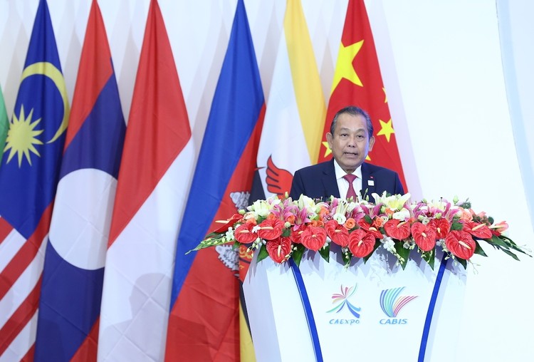 Phó Thủ tướng Trương Hòa Bình phát biểu tại lễ khai mạc CABIS lần thứ 14. Ảnh: VGP