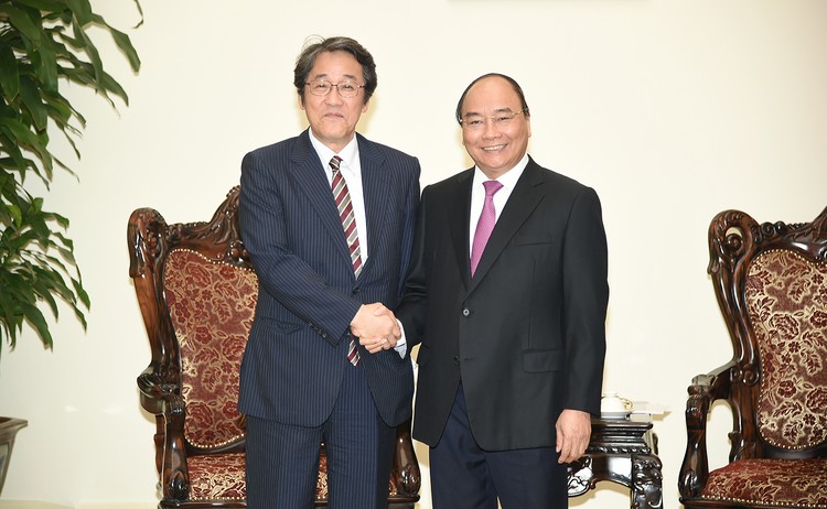 Thủ tướng Nguyễn Xuân Phúc tiếp Đại sứ Nhật Bản Kuinio Umeda. Ảnh: VGP