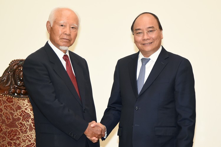Thủ tướng Nguyễn Xuân Phúc tiếp ông Kanji Hayama, cựu Chủ tịch Tập đoàn Taisei. Ảnh: VGP