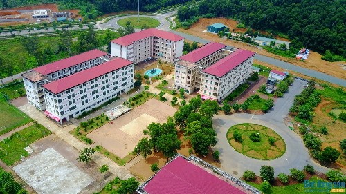 Dự án Đầu tư Xây dựng Đại học Quốc gia Hà Nội (ĐHQG Hà Nội) tại Hòa Lạc được triển khai đầu tư xây dựng từ năm 2003 với tổng quỹ đất lên đến 1.000ha.