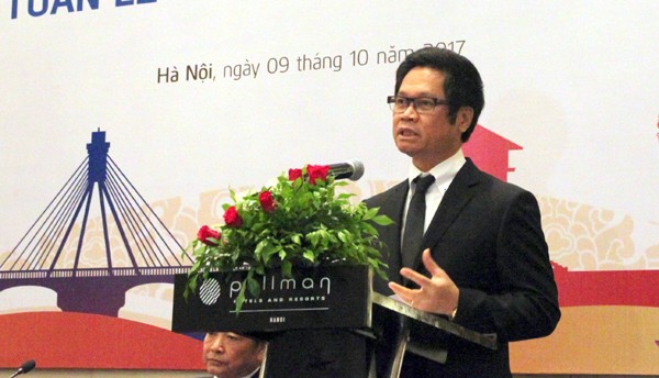 Chủ tịch VCCI Vũ Tiến Lộc phát biểu tại buổi họp báo. - Ảnh: VGP