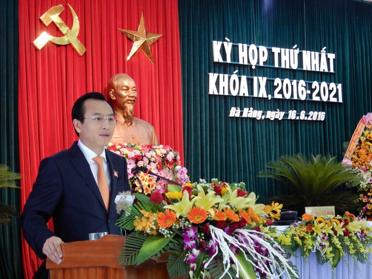 Ông Nguyễn Xuân Anh, trong lần điều hành tại kỳ họp HĐND TP Đà Nẵng khóa IX